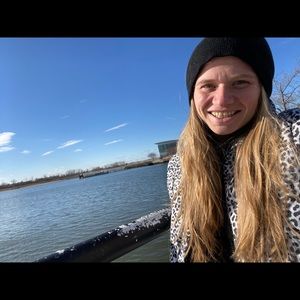 Meet your Posher, Allison